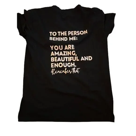 Women’s large (runs small) - Picture 2 of 3